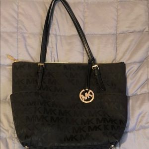 Michael Kors purse